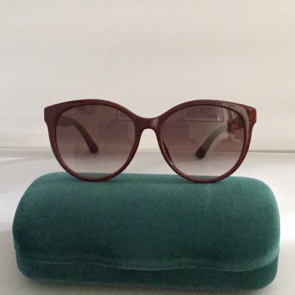 GUCCI SUNGLASSES FOR LADIES. - Picture 7 of 11
